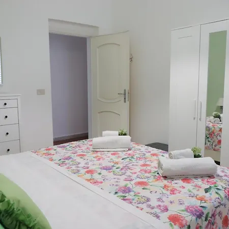 Holiday home Casa Costanzo *